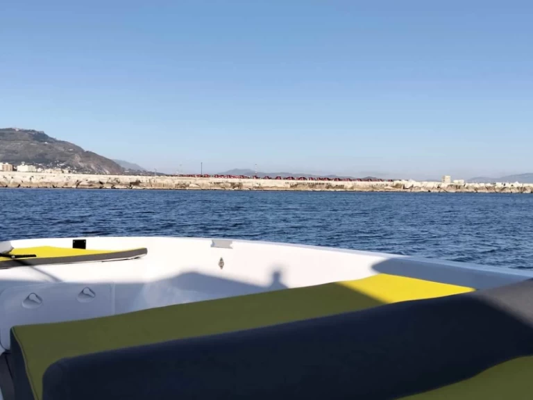 Verhuur Motorboot  met vaarbewijs