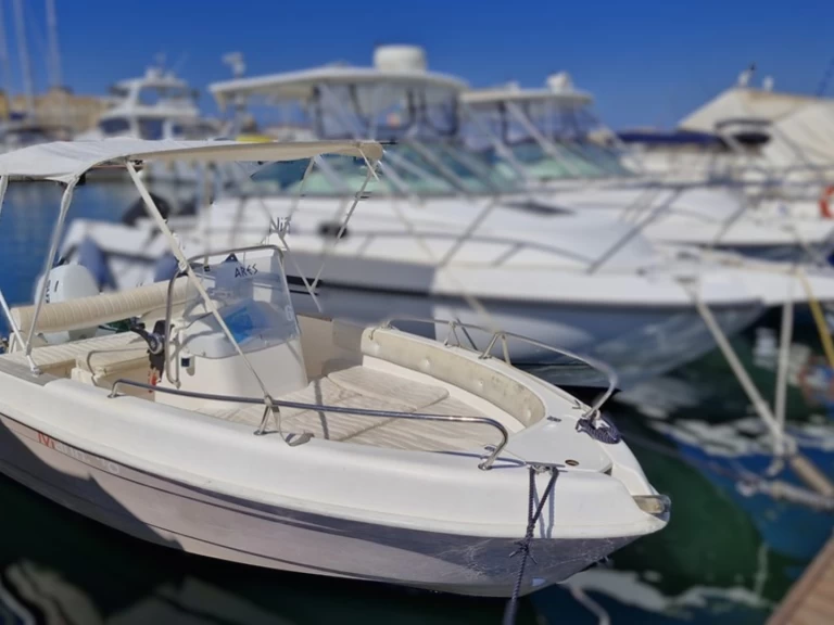 Bootverhuur Porto di Alghero goedkoop marinello 520