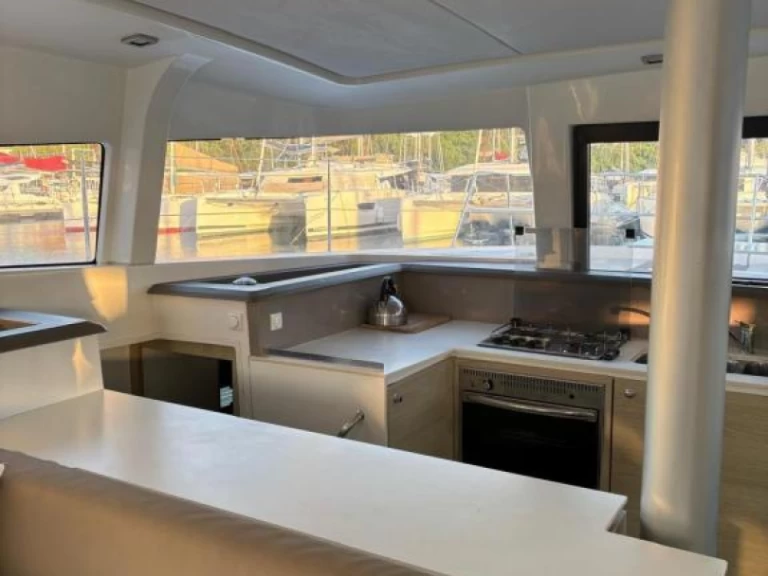 Catamaran te huur in Le Marin voor de beste prijs