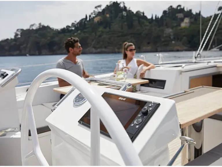 Bootverhuur Castiglioncello goedkoop Bavaria C50