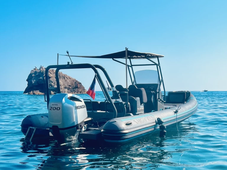 Bootverhuur Highfield Highfield Sport 700 in Le Brusc via SamBoat