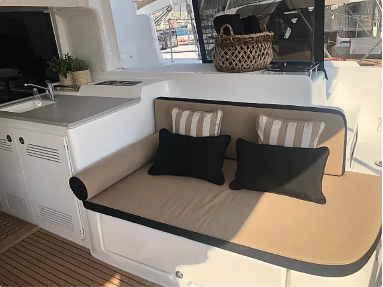 Huur Catamaran met of zonder schipper Lagoon in Álimos