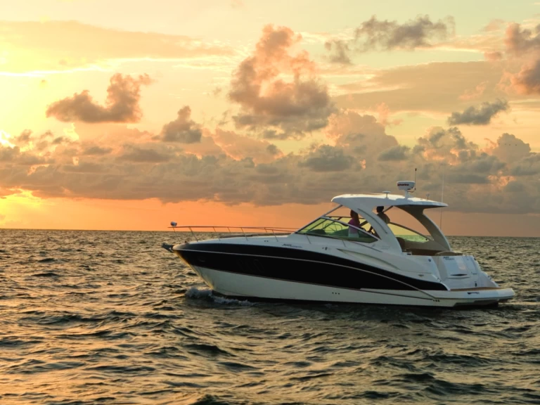 Jachthuur in Hyères - Cruisers CRUISER YACHT 360 EXPRESS via SamBoat