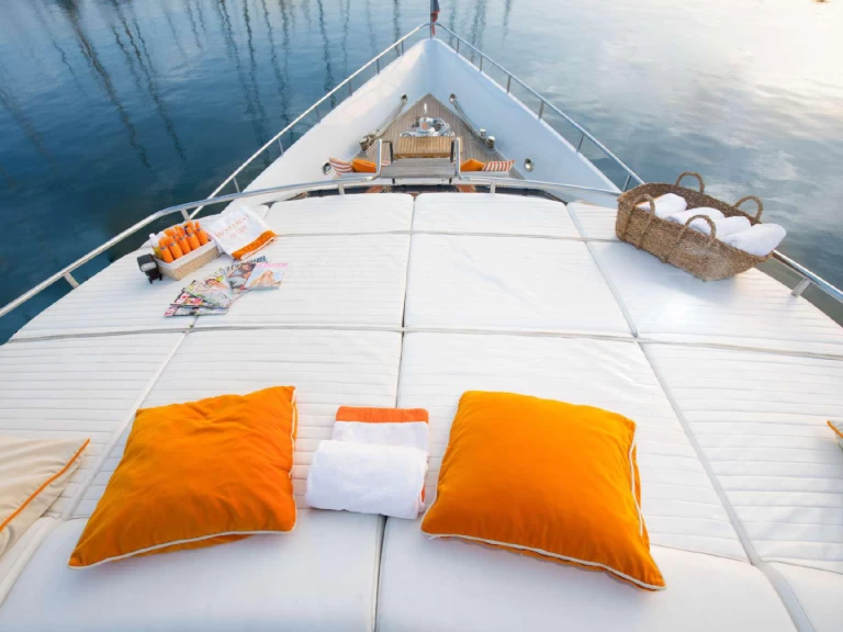 Verhuur Jacht in Barcelona - Heesen 92,6