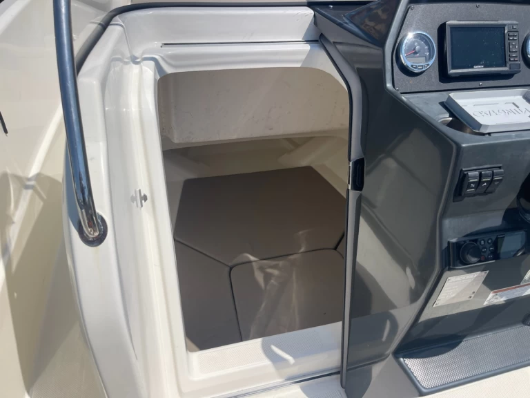 Jachthuur in La Madrague - Quicksilver Activ 675 Open via SamBoat