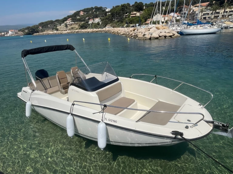 Bootverhuur Quicksilver Activ 675 Open in La Madrague via SamBoat