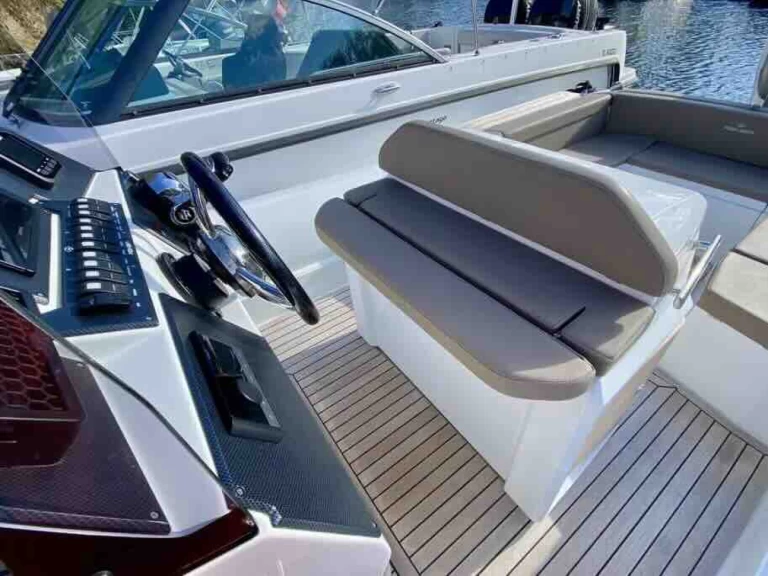 Jachthuur in Palermo - Renier Renier R8 Tourer via SamBoat