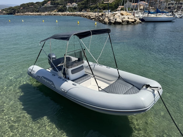 Huur een Capelli Tempest 505 Easy in La Madrague