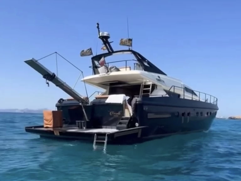 Jacht te huur in Port Esportiu Marina d'Eivissa voor de beste prijs
