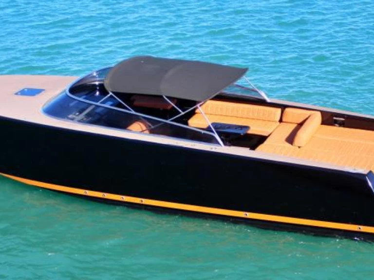Verhuur Motorboot VanDutch met vaarbewijs