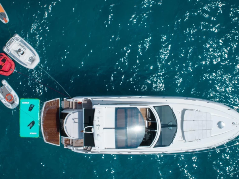 Motorboot te huur in Cannes voor de beste prijs