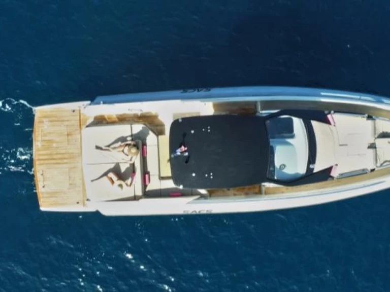 Bootverhuur Sacs Rebel 40 in Juan-les-Pins via SamBoat