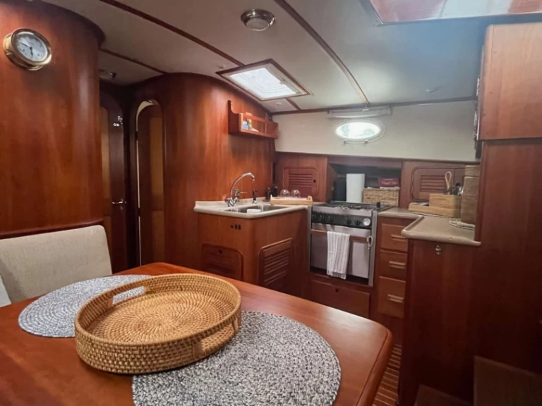 Bootverhuur Hinckley MERLIN in Oyster Bay via SamBoat