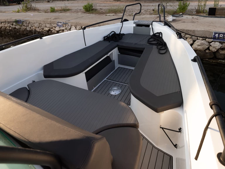 Verhuur Motorboot in Šibenik - Northmaster Northmaster 685 Cruiser