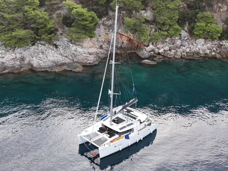 Huur Catamaran met of zonder schipper Lagoon in Šibenik