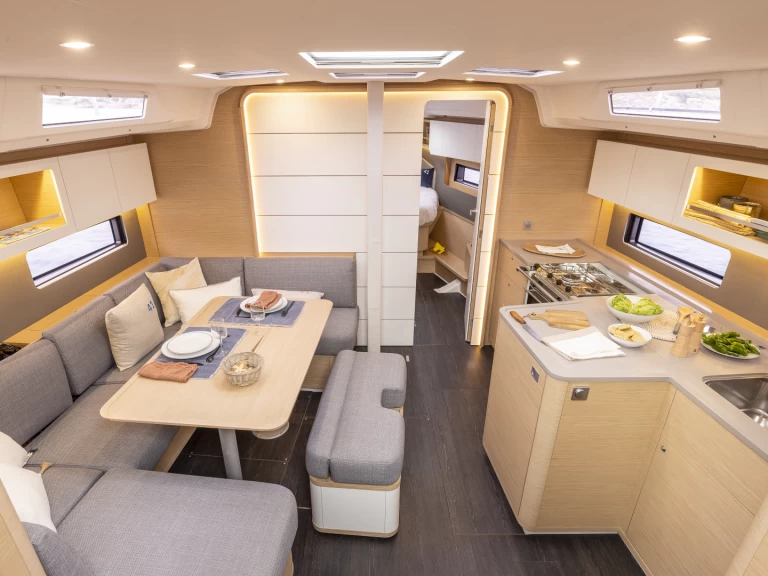 Huur een Dufour Dufour 41 in Pálairos