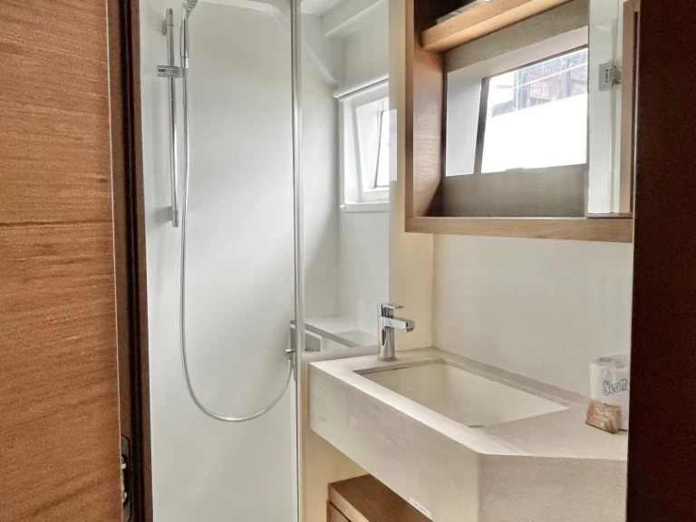 Bootverhuur Lagoon Lagoon 50 in Parham Town via SamBoat