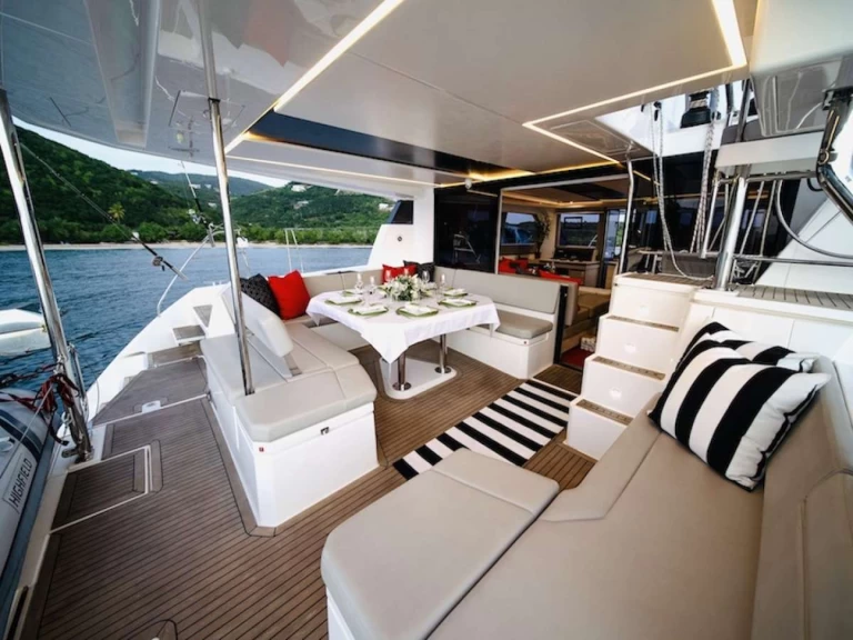 Huur een Leopard SEA DOG in Britse Maagden Eilanden