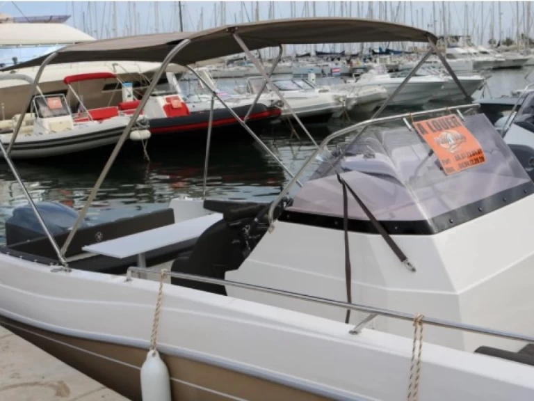 Motorboot te huur in Hyères voor de beste prijs