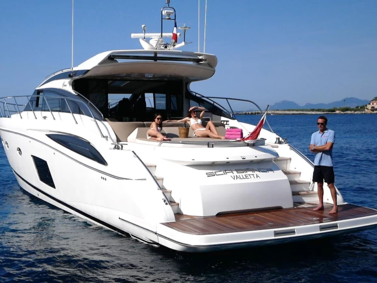 Bootverhuur Princess Princess V62S in Juan-les-Pins via SamBoat