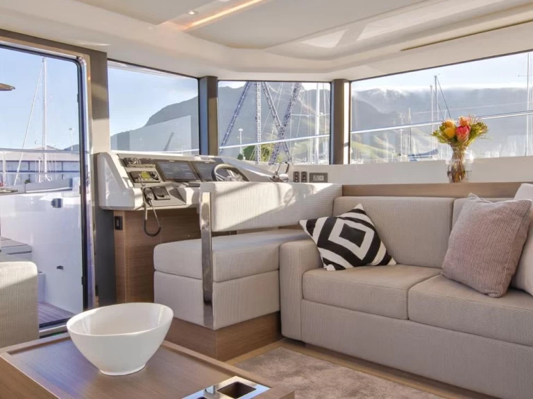 Bootverhuur Leopard 53 PC in Antibes via SamBoat