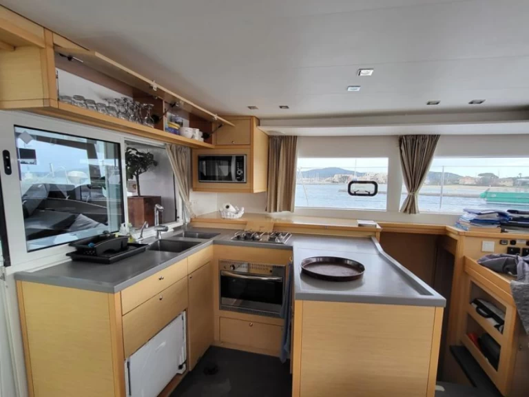 Huur een Lagoon Lagoon 450 F in Port Grimaud