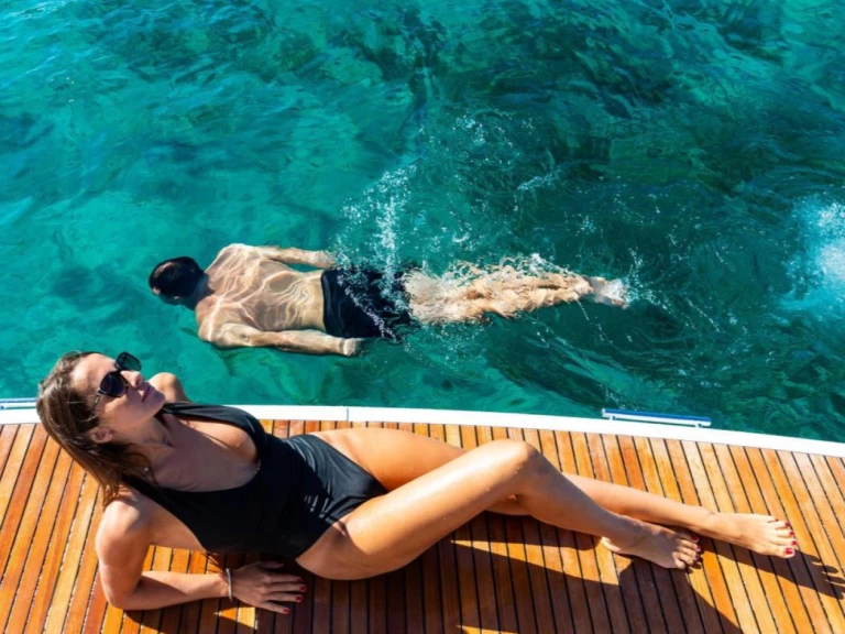 Jeanneau NC 37 te huur van particulier of professional in Juan-les-Pins