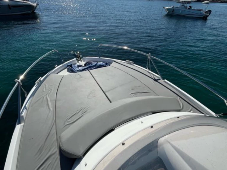 Motorboot te huur in Antibes voor de beste prijs