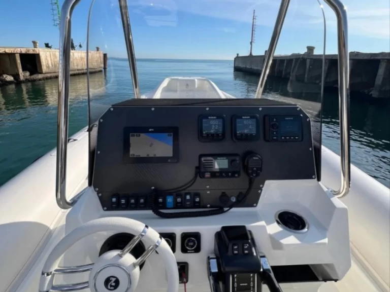 Verhuur RIB Nuova Jolly met vaarbewijs