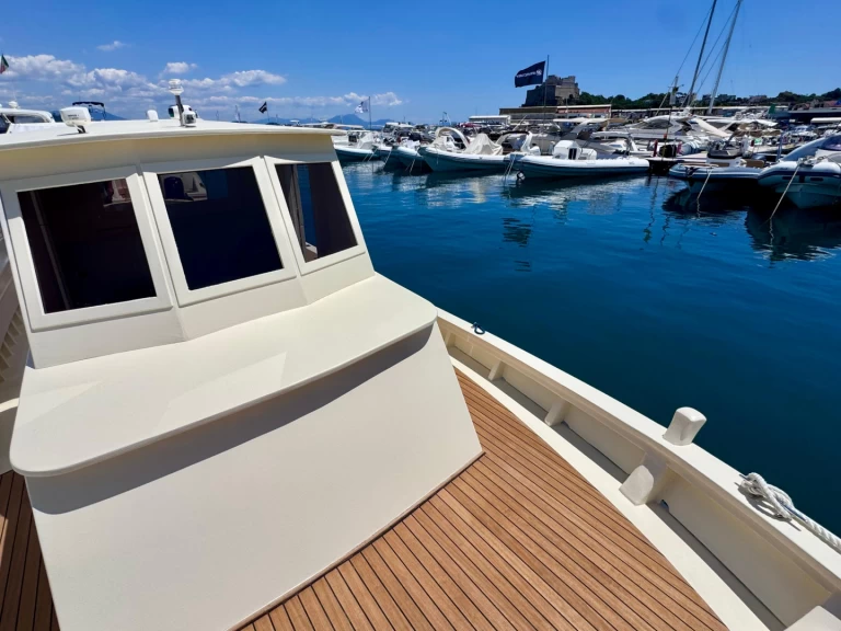 Bootverhuur F.lli Mileo Gozzo in Baia via SamBoat