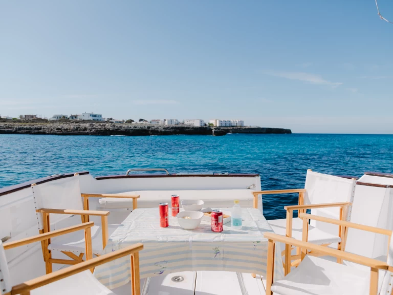 Huur Motorboot met of zonder schipper ASTINOR in Port de Ciudadella