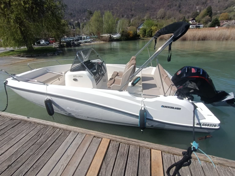 Huur Motorboot met of zonder schipper Quicksilver in Annecy