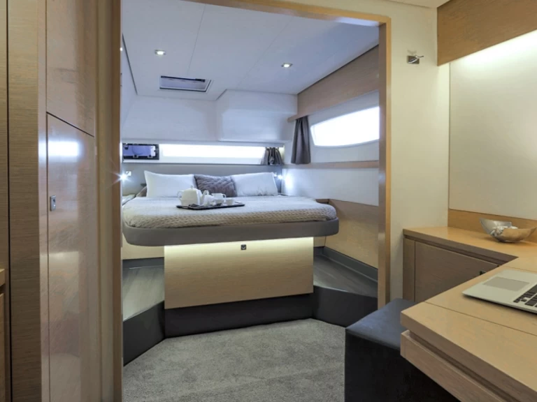 Jachthuur in Seget Donji - Fountaine Pajot Saba 50 via SamBoat