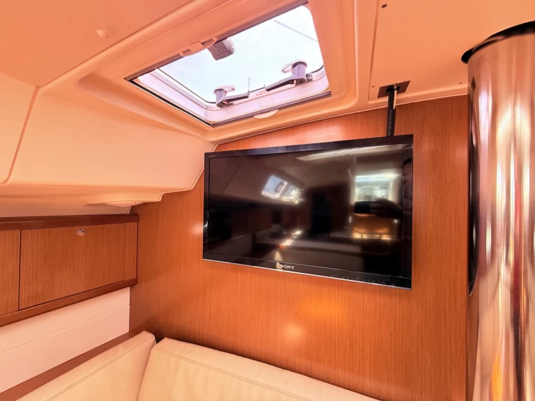 Verhuur Zeilboot Bénéteau met vaarbewijs