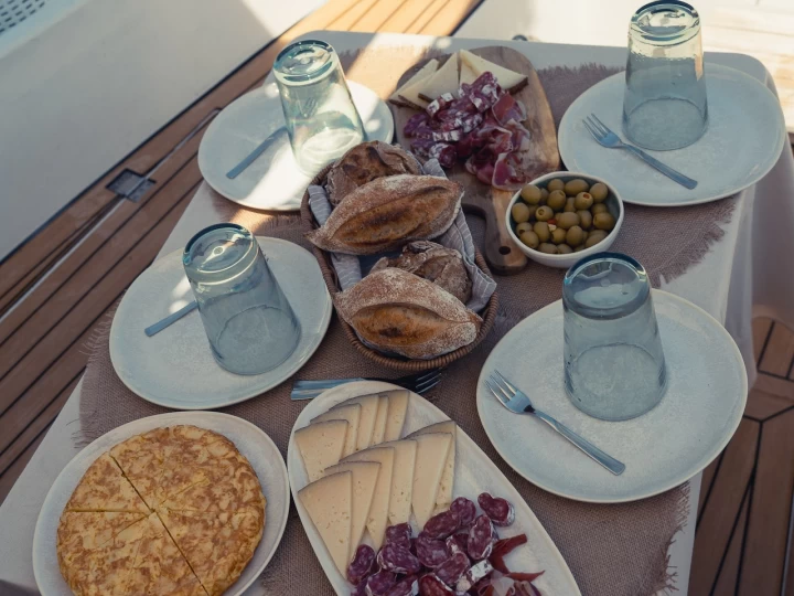 Huur Motorboot met of zonder schipper Llaut Myabca in Palma de Mallorca