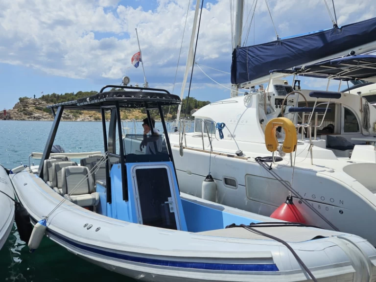 RIB te huur in Makarska voor de beste prijs