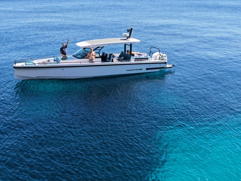 Verhuur Motorboot Axopar met vaarbewijs