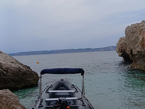 RIB te huur in Marseille voor de beste prijs