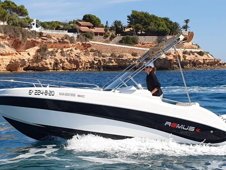 Huur Motorboot met of zonder schipper Remus in Torrevieja