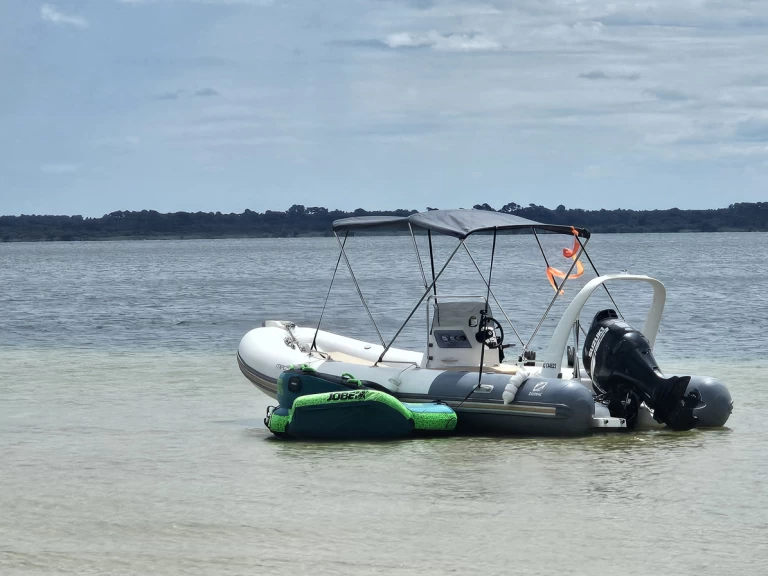 Huur RIB met of zonder schipper Zodiac in Biscarrosse