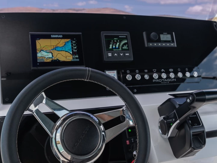 Verhuur Motorboot in Trogir - Protagon 25 Space