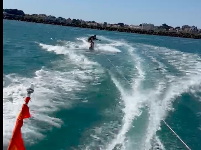 Huur Motorboot met of zonder schipper Jeanneau in Saint-Gilles-Croix-de-Vie