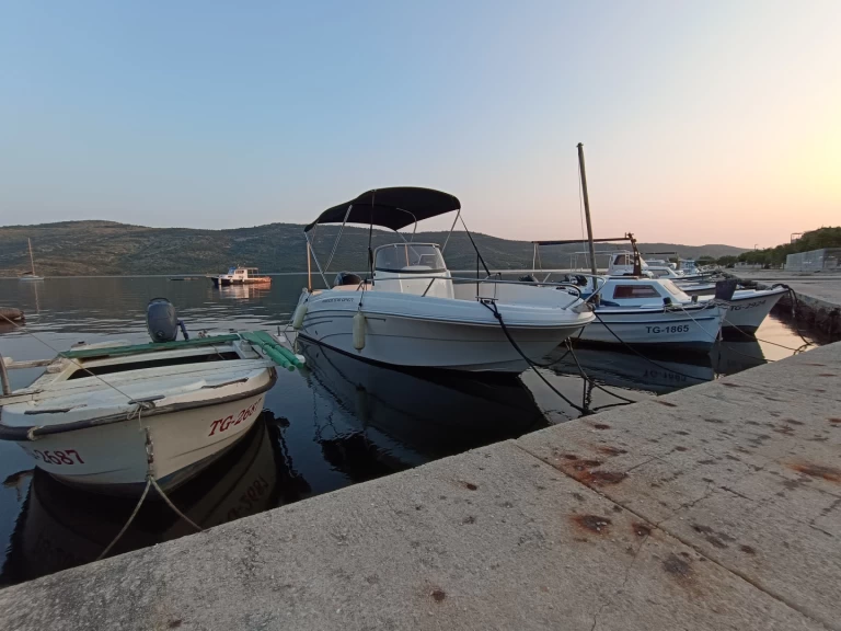 AM Yacht Prince 570 Open te huur van particulier of professional in Poljica