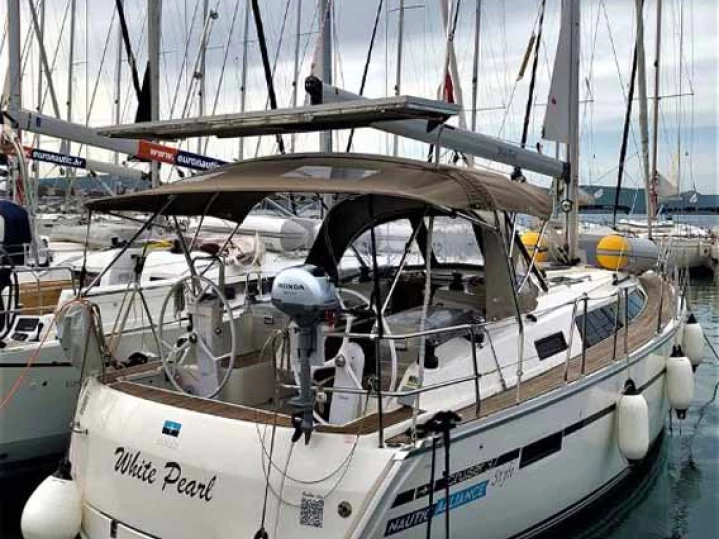Jachthuur in Biograd na Moru - Bavaria Cruiser 37 via SamBoat