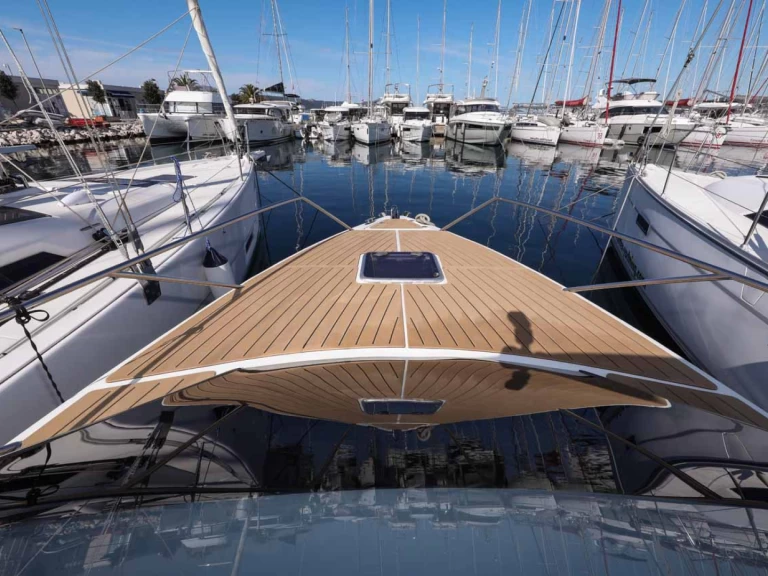 Nuva yachts  Nuva M9 Cabin te huur van particulier of professional in Biograd na Moru