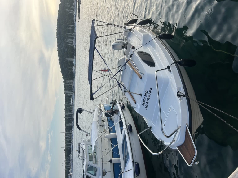 Motorboot te huur in Rogoznica voor de beste prijs