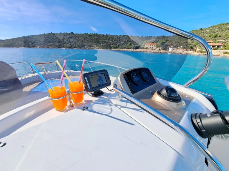 Verhuur Motorboot Sessa Marine met vaarbewijs