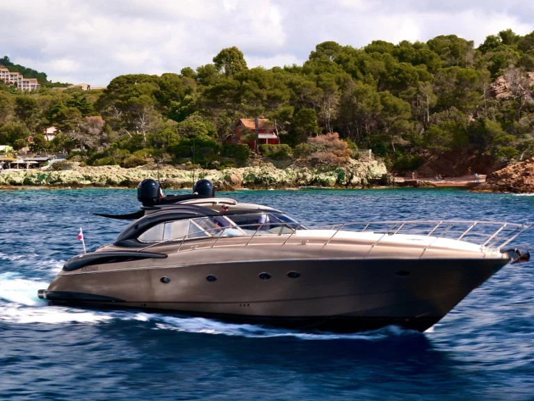 Sunseeker Predator 60 te huur van particulier of professional in Saint-Raphaël