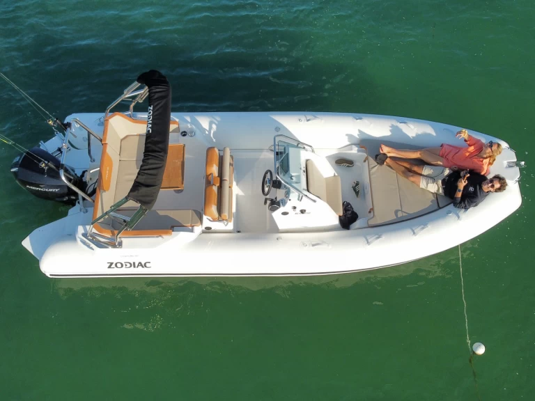 Bootverhuur Zodiac Medline 6.8 in Arcachon via SamBoat