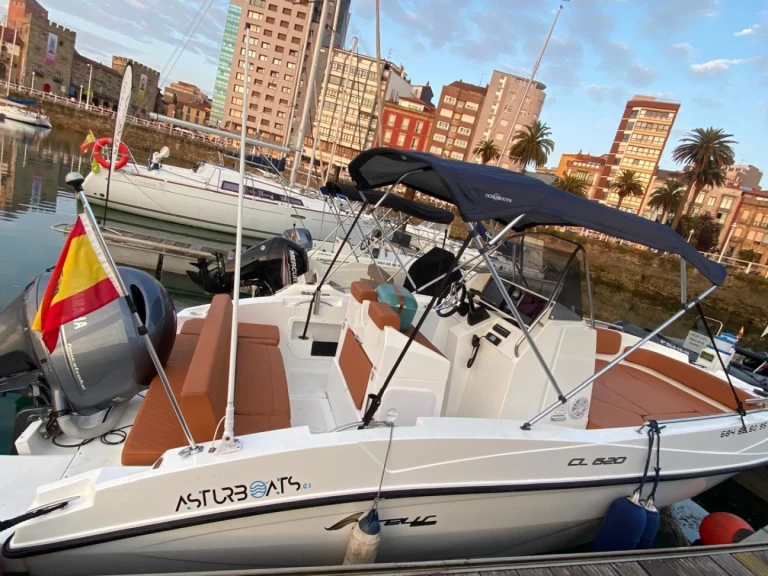 Bootverhuur Nireus CL620 in Gijón via SamBoat